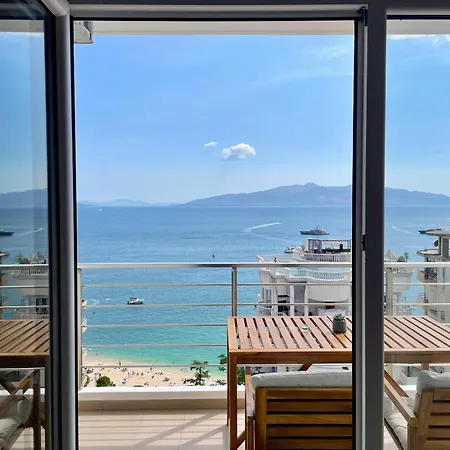 Nereids Sea View ساراندا